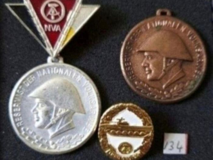 East German, Ddr, Medal /badge, Military Medal, Nva, Stasi ,,, (134)