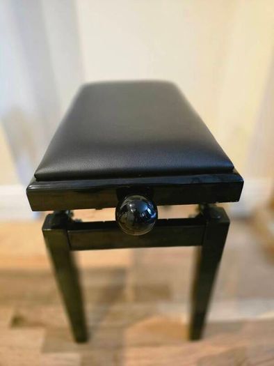 Adjustable Piano Bench - Black - Excellent Condition