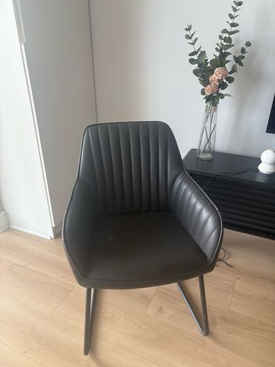 Four dining chairs