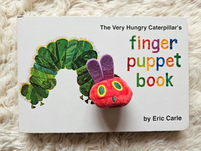 The Very Hungry Caterpillar's Finger Puppet Book by Eric Carle