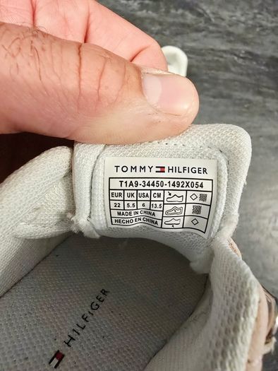 children's runners size 5.5uk
