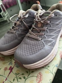 Ladies size 7 uk 40eu Hi TEC trainers