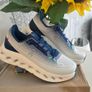 ladies trainers  on clouds Image 2