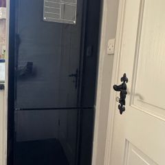 Powerpoint Smart Frost Black Fridge Freezer 262L