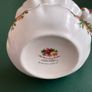 Royal Albert Old Country Roses Dorothy pot Image 2