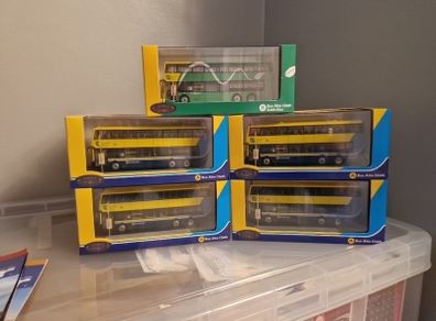 model buses