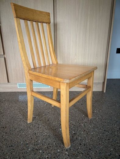 Pine Table and 4 Chairs