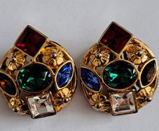 Vintage colorful clip earrings
