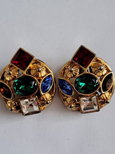 Vintage colorful clip earrings