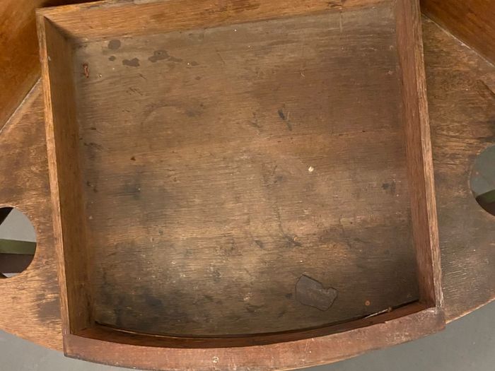 Georgian corner washstand
