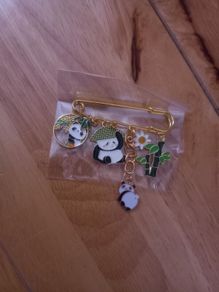 Chinese Pin