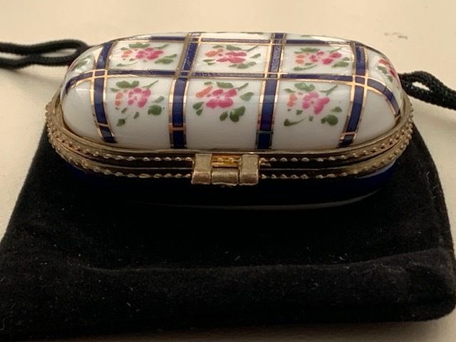 Vintage Porcelain Pill Box 1960s