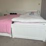 2 x single beds Image 4