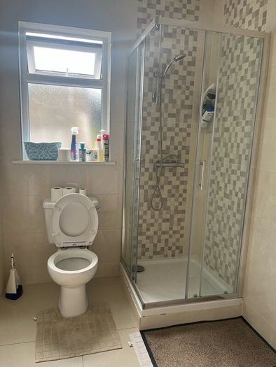 Room to let