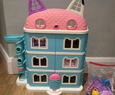 Gabby doll house
