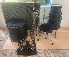Drum kit - delivery included!
