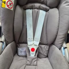 Cybex Cloud Platinum Cloud Z I-Size car seat and base