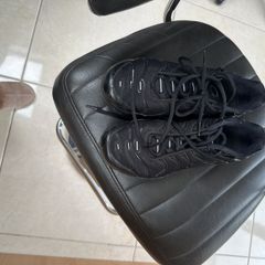 Nike Air Trainers- size 6UK