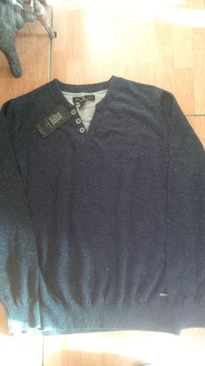 Bnwt Mens Jumper