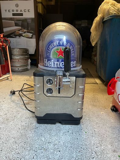 Heineken 0.0 Beer Dispenser / Chiller. Great for Bars & Events