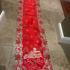 Christmas Table Runner