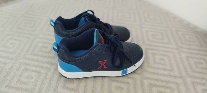 heelys