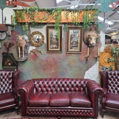Leather Chesterfield Suite