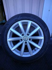 Complete set of 16" vw golf alloys
