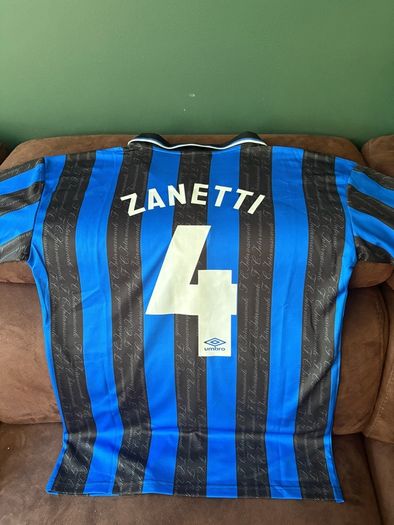 Javier Zanetti signed Inter Milan jersey