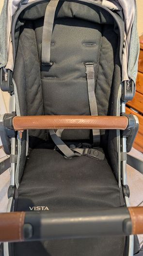 Uppababy Vista (Includes Bassinet, Rumble Seat & All Adapters)