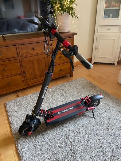 Scooter - Kugo Kirin M4