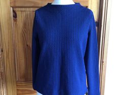 Gerry Weber Ladies Navy and Black Long Sleeve Top Size 12 Including Postage