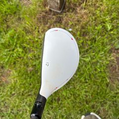 Taylormade 3 hybrid reg shaft adjustable