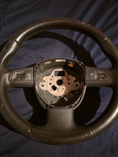 A4 B8 steering wheel