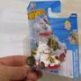 Hot Wheels Feline Lucky Cat Diecast Car Brand New Sealed Image 3