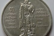 Liberation from Fascism DDR 10 Mark 1985 East Germany