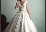 Allure 9155 White Wedding Dress size 12/14