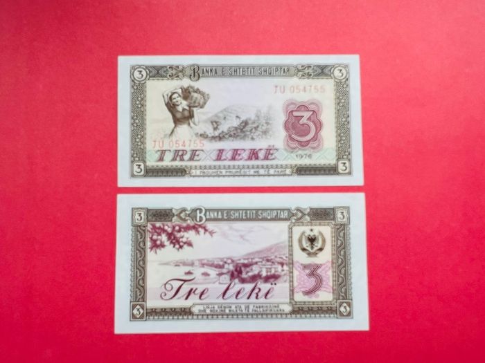 Albania   3 LEKE   1976   Pick  41a   ( Uncirculated )