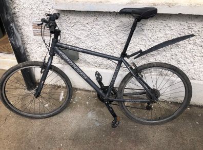 Bike hybrid carrera subway 18 in