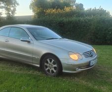 2004 Mercedes Benz Clk200