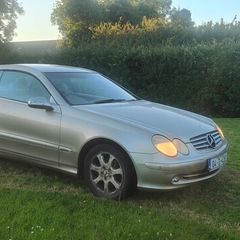 2004 Mercedes Benz Clk200