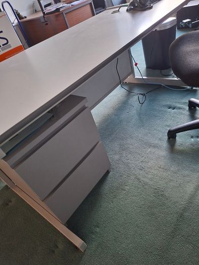 Office Tables, Chairs, Office Contents