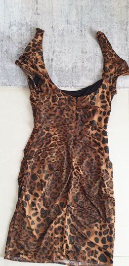 Nightway Leopard print M dress rrp130