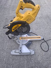 Compound saw