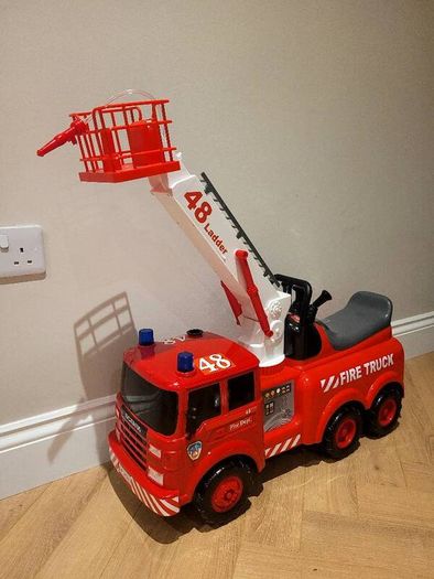 Ride on fire truck