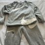 nike tracksuit Image 3