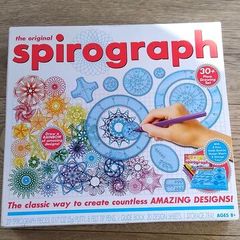 30 piece Spirograph arts and craftset