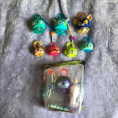 Toys lock stars