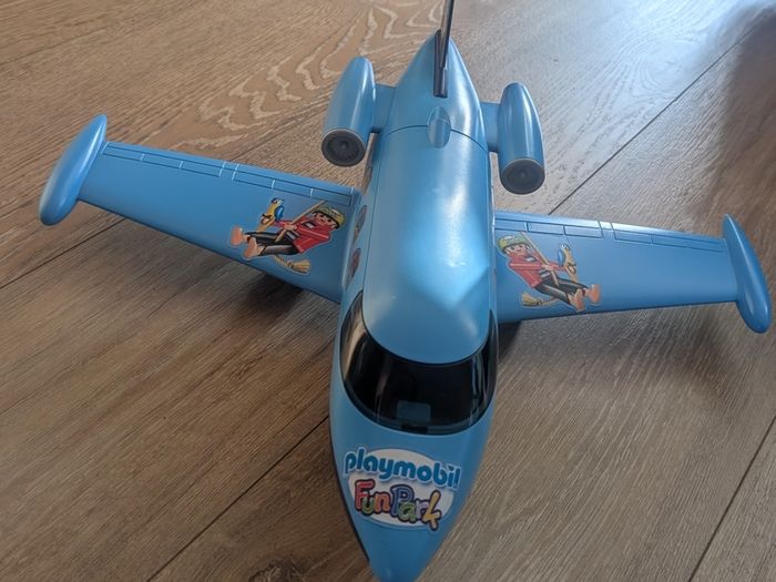 Playmobil airplane