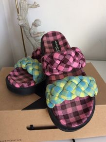 Kurt Geiger Sliders